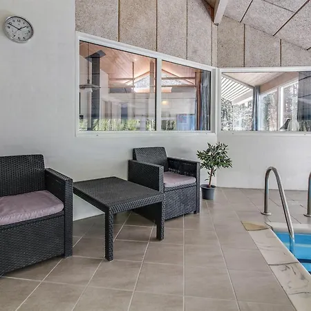 Luciane - 2-5km From The Sea By Interhome *