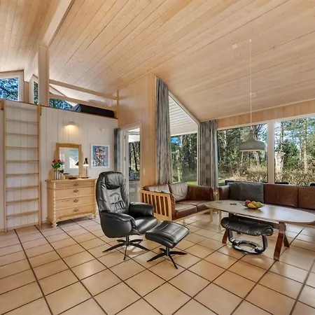 Luciane - 2-5km From The Sea By Interhome *