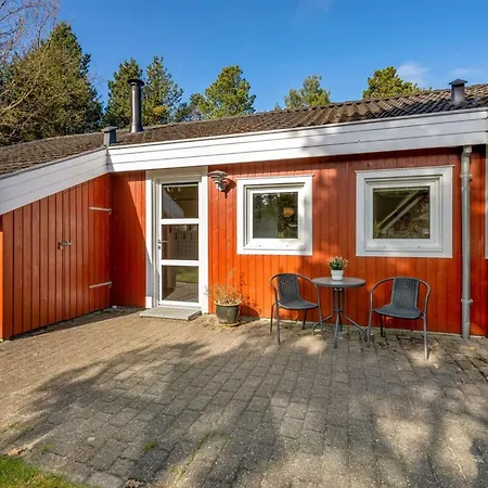 Luciane - 2-5km From The Sea By Interhome